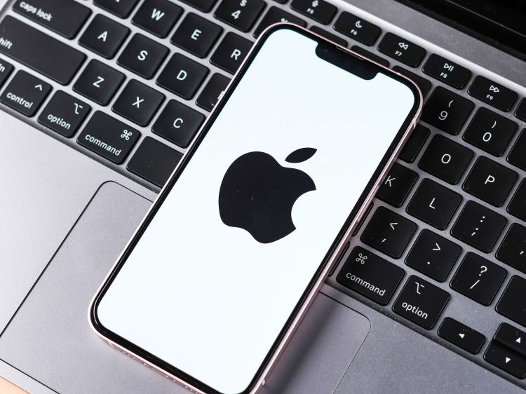 iOS 18.2 erlaubt Entfernung elementarer Apple-Dienste