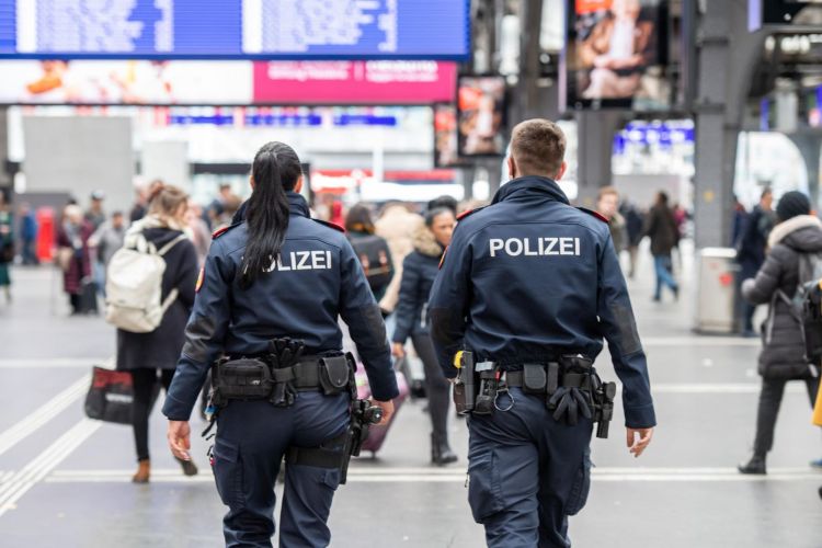 Cybercrimepolice.ch wird zur nationalen Plattform